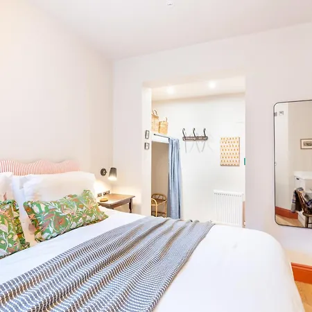 The Willows Boutique By I-stay