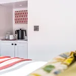 The Willows Boutique By I-stay Aparthotel