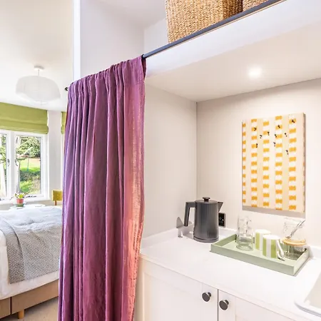 Apart-hotel The Willows Boutique By I-stay